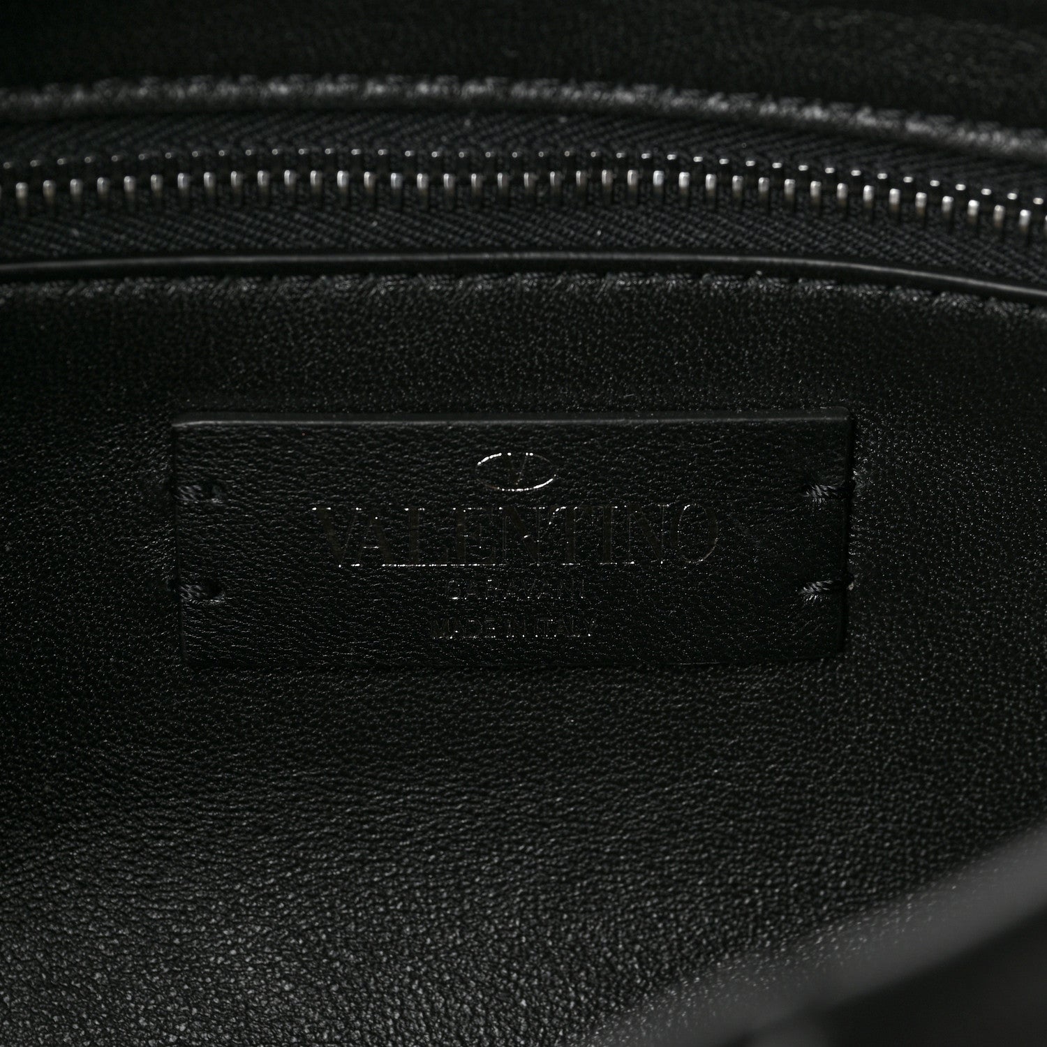 Valentino Garavani Nappa Monochrome Medium Roman Stud Shoulder Bag Black 6 of 8