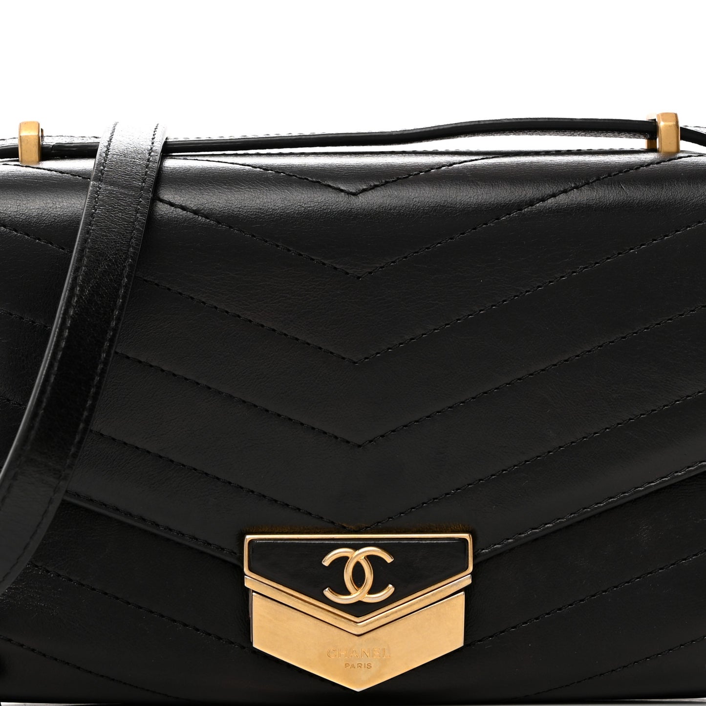 Calfskin Chevron Quilted Medal Flap Black