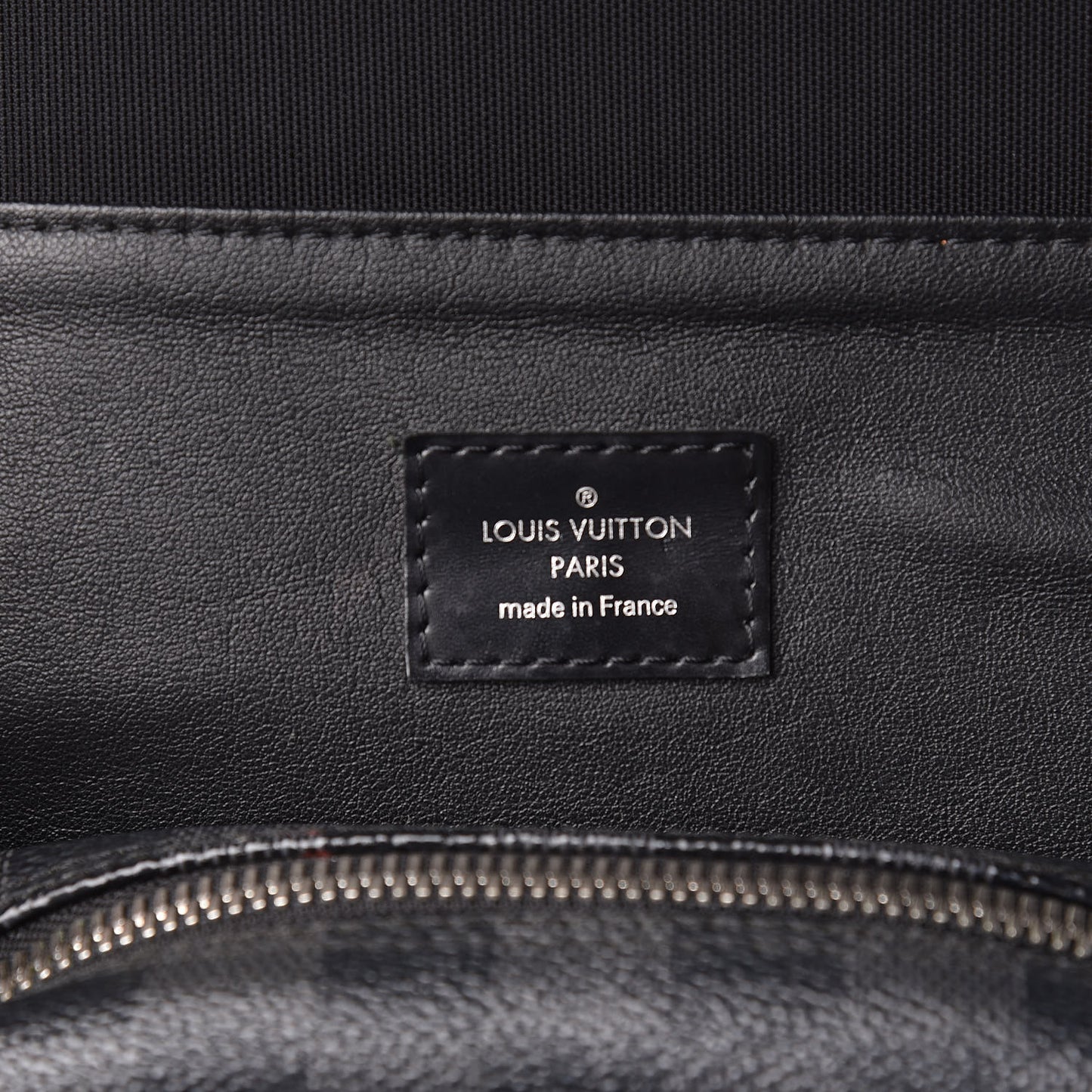 Damier Graphite Hanging Toiletry Kit