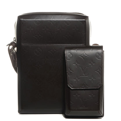 Louis Vuitton Monogram Glace Bobby Cafe 1 of 8