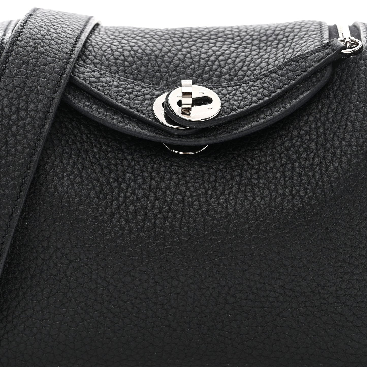 Taurillon Clemence Mini Lindy 20 Black