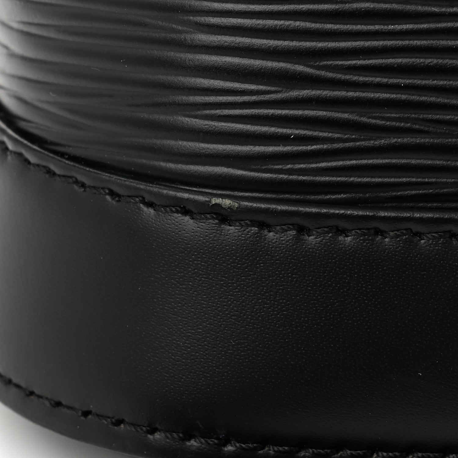 Louis Vuitton Epi Alma BB Black 10 of 10