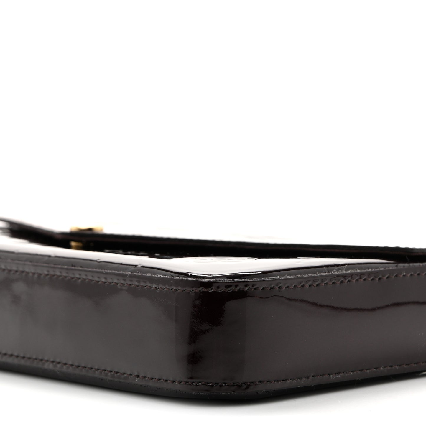 Vernis Pochette Felicie Chain Wallet Amarante