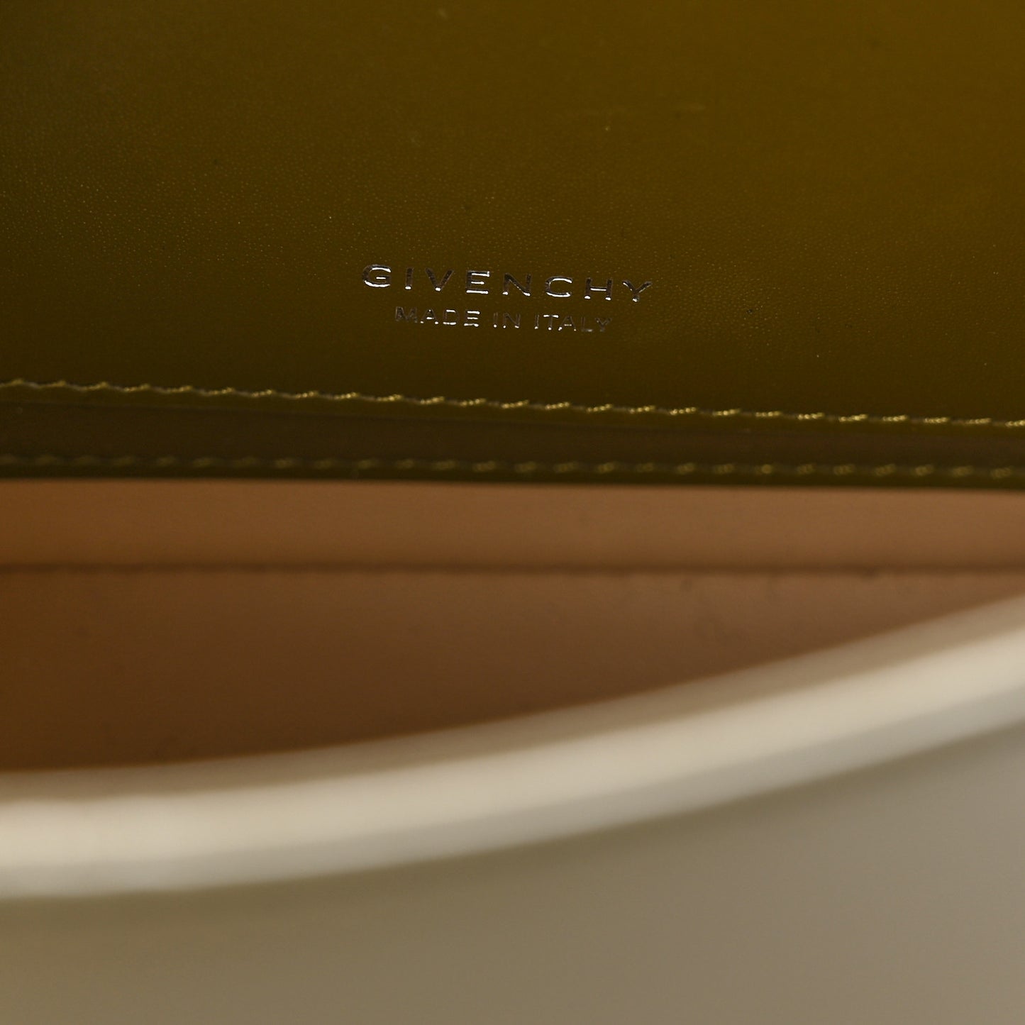 Box Calfskin Medium 4G Shoulder Bag Dark Khaki