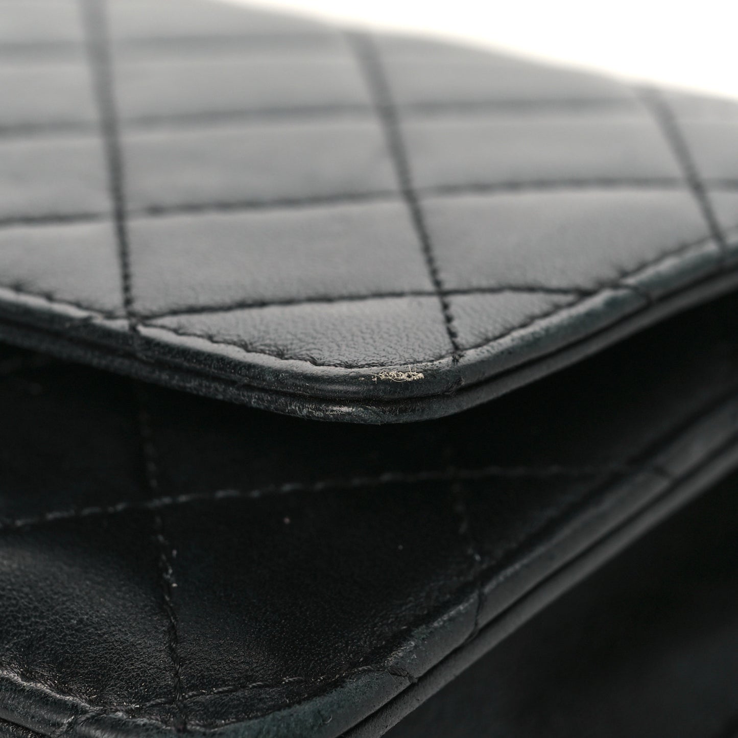 Lambskin Quilted Wallet On Chain WOC Black