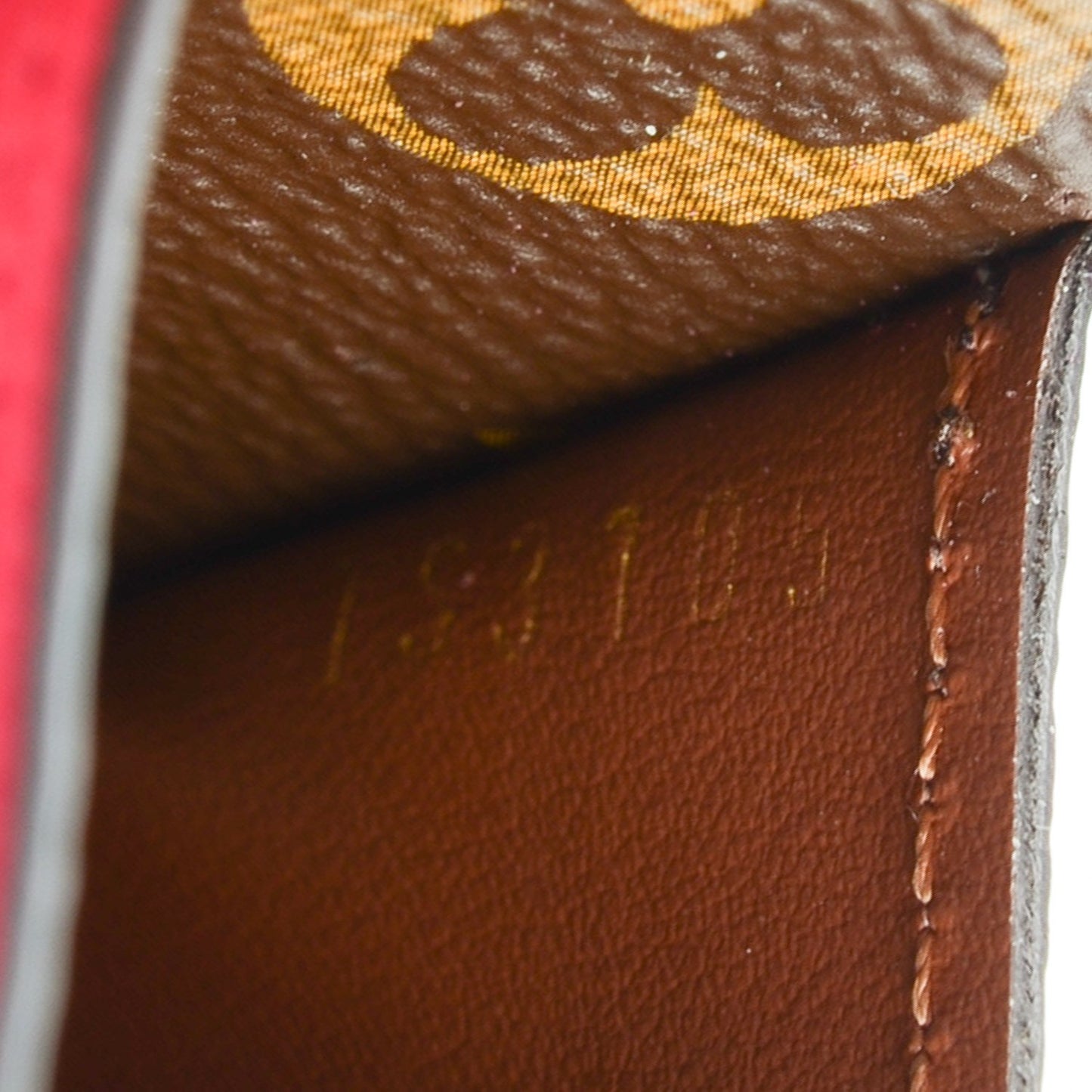 Monogram 2015 Christmas Animation Sarah Wallet Hibiscus