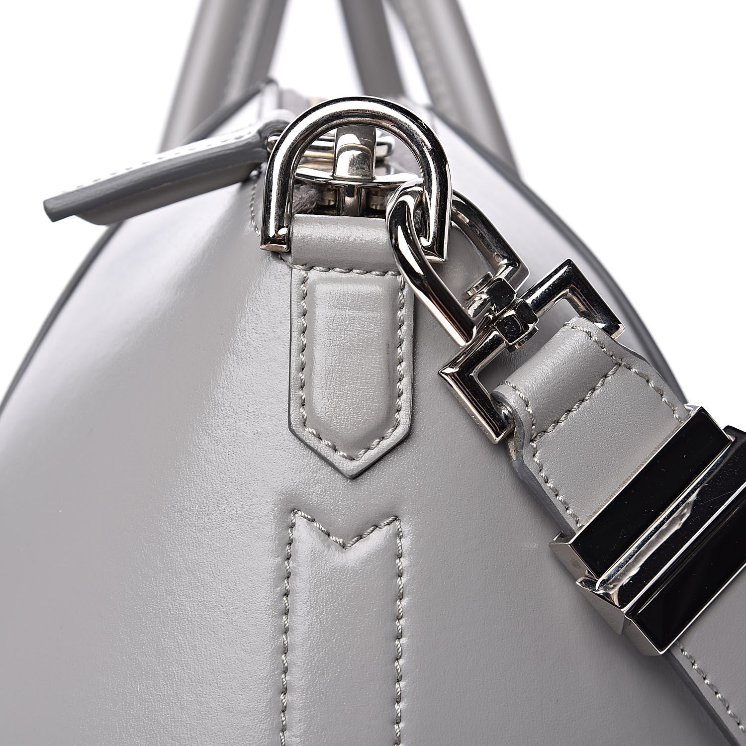 Givenchy Shiny Lord Calfskin Medium Antigona Pearl Grey 11 of 16