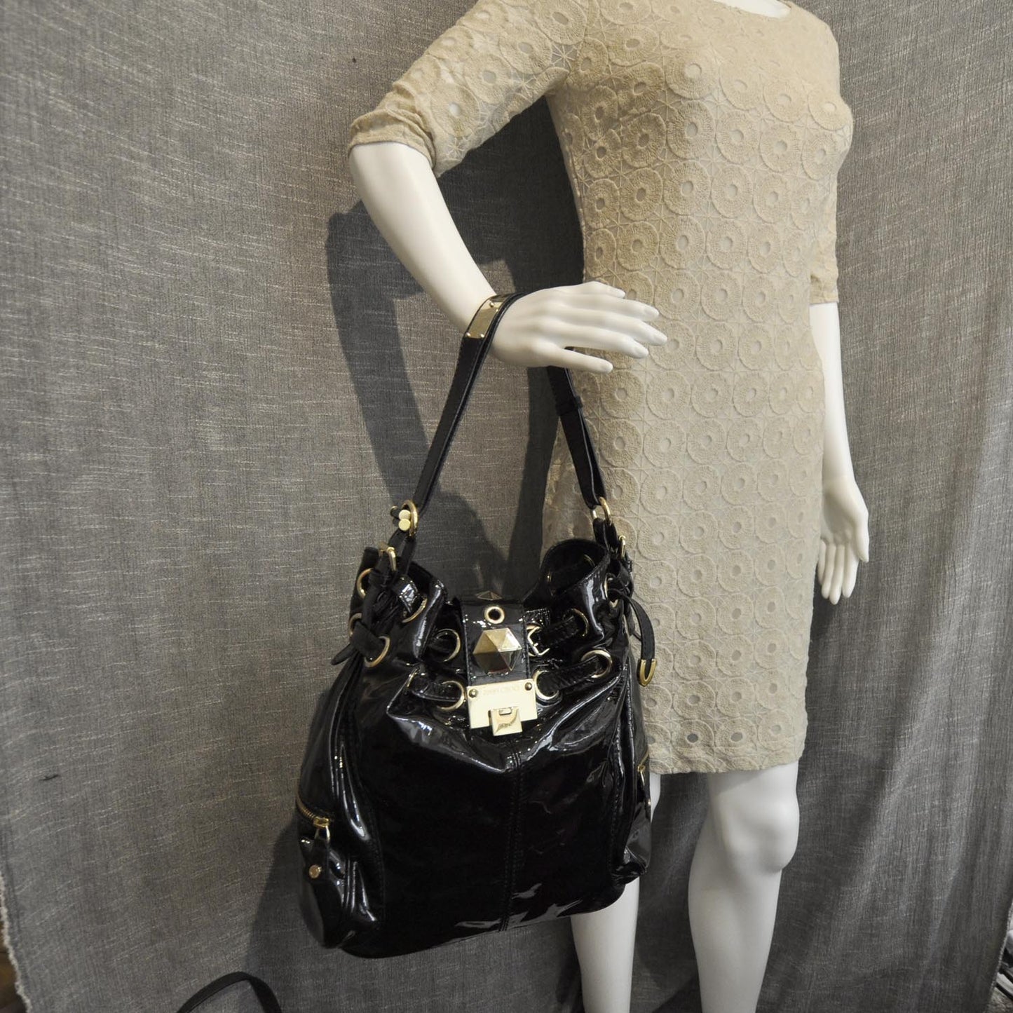 Patent Leather Ring Hobo Black