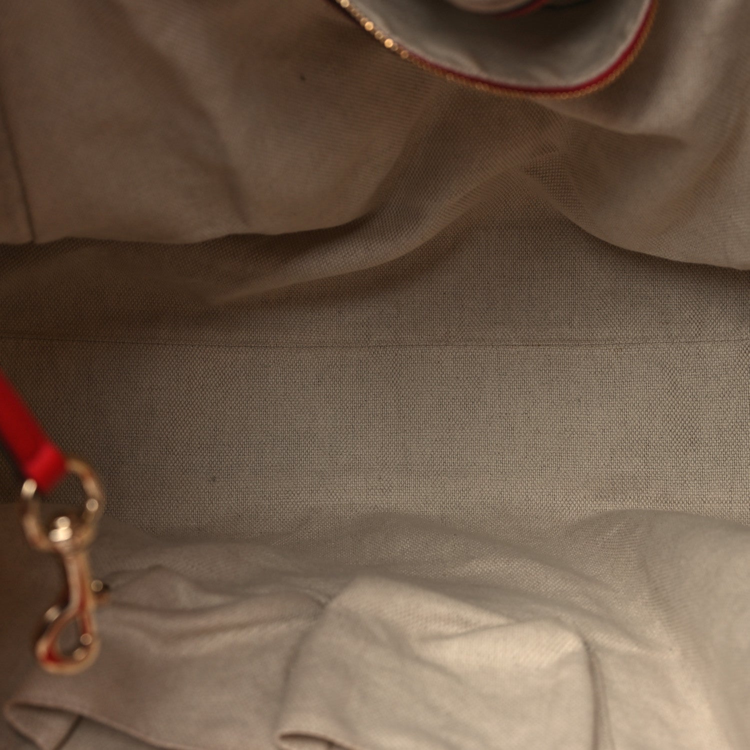 Gucci Pebbled Calfskin Large Soho Shoulder Bag Red 5 of 10