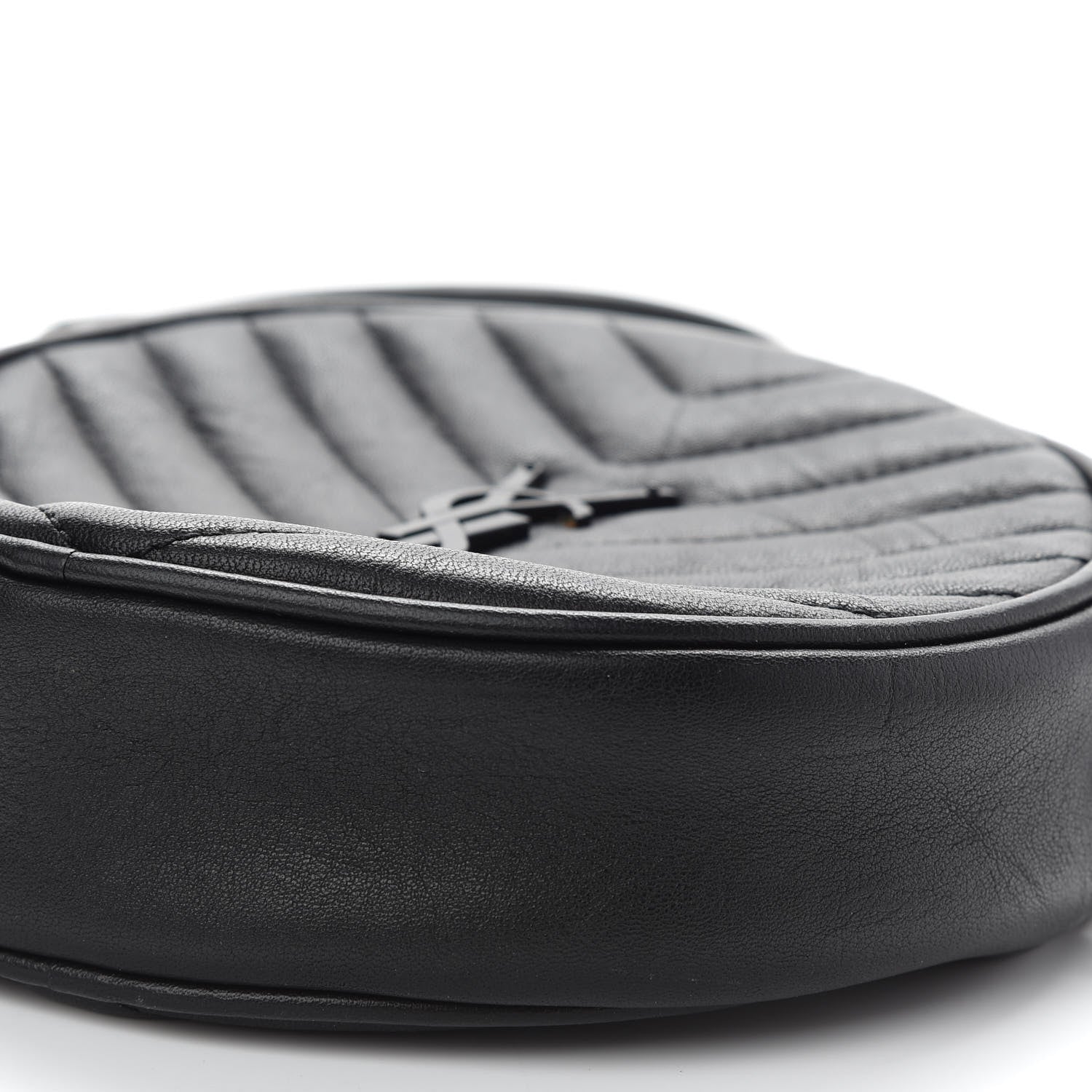 Saint Laurent Matelasse Chevron Round Vinyle Camera Bag Black 9 of 10