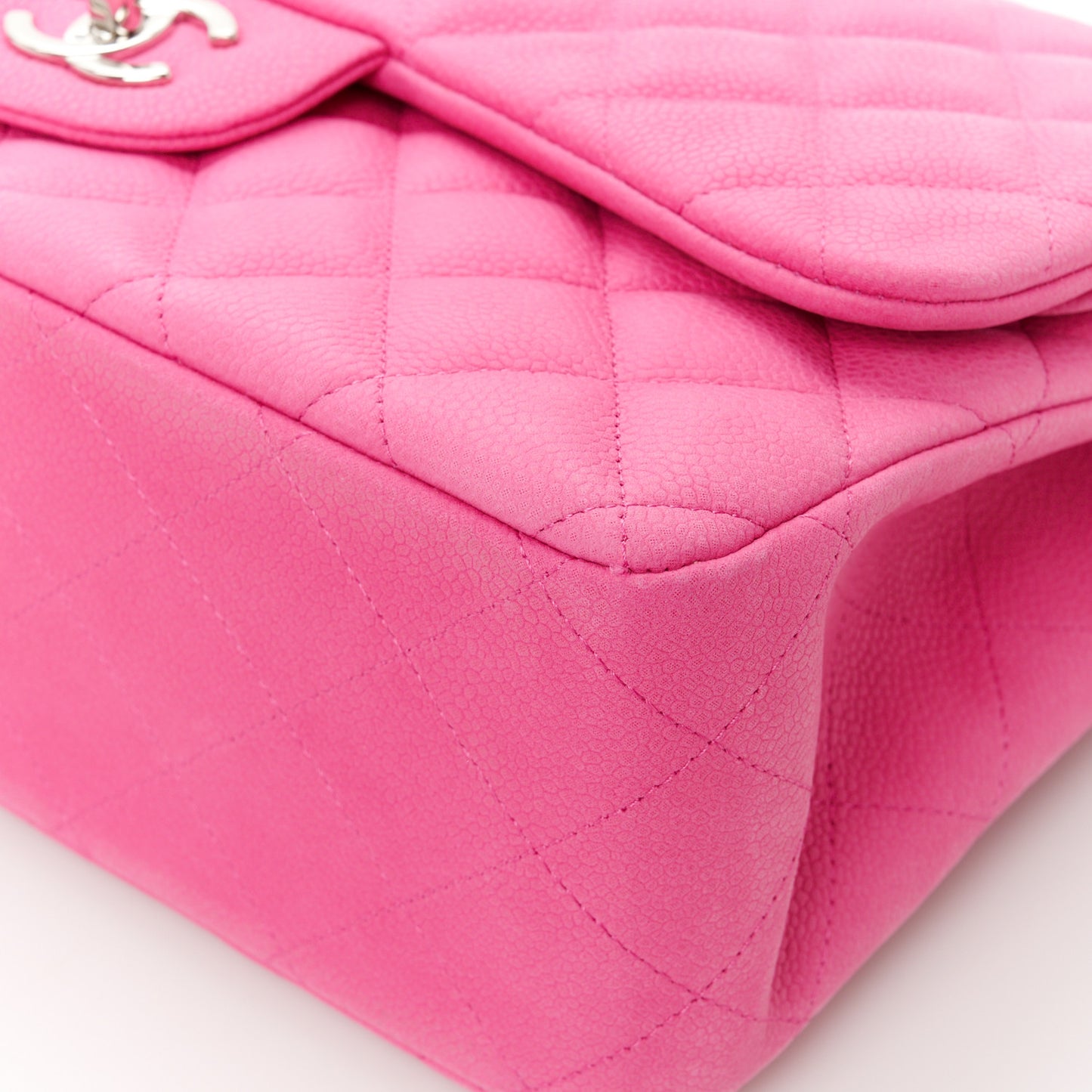 Iridescent Caviar Quilted Jumbo Double Flap Pink