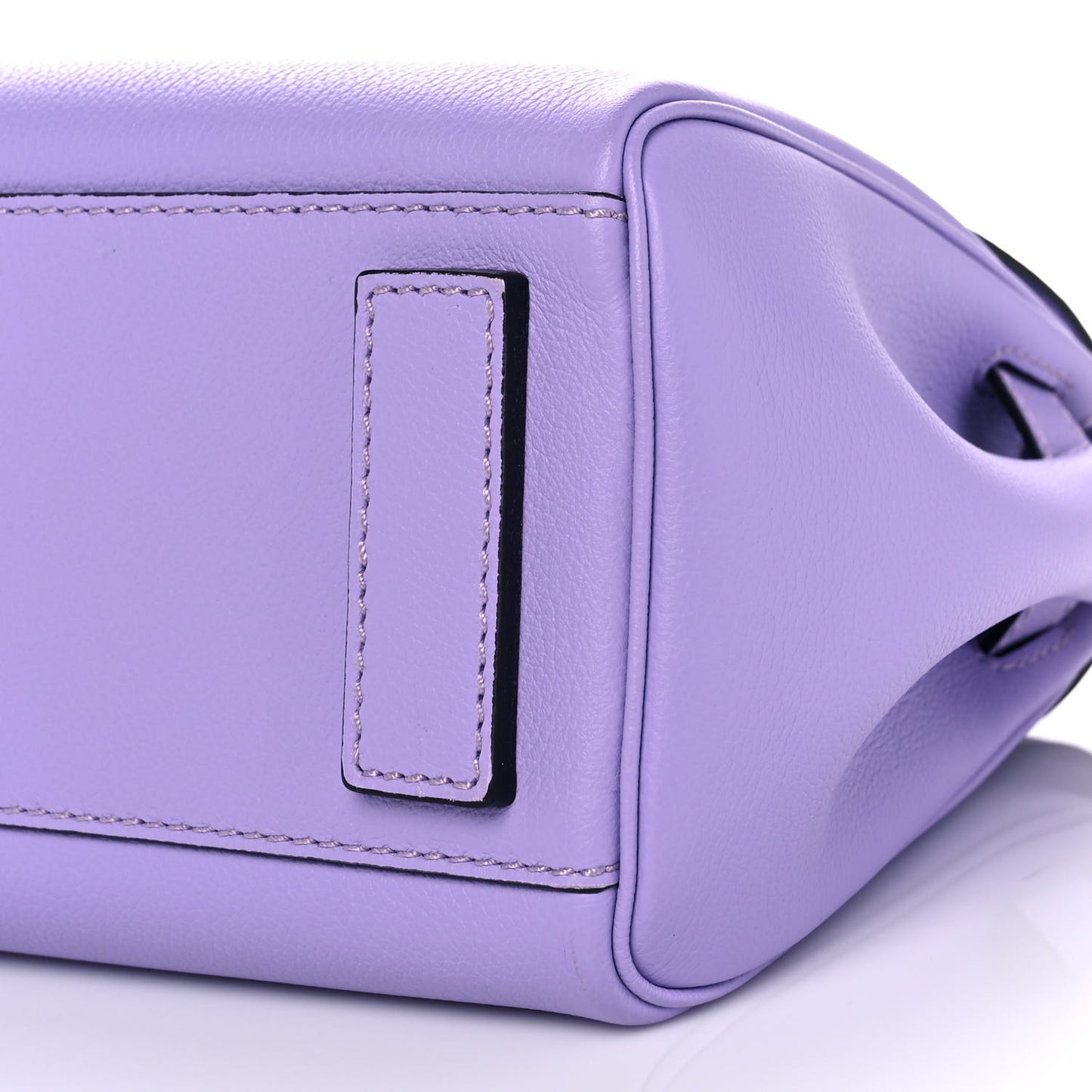Calfskin Medium La Medusa Top Handle Handbag Lilac