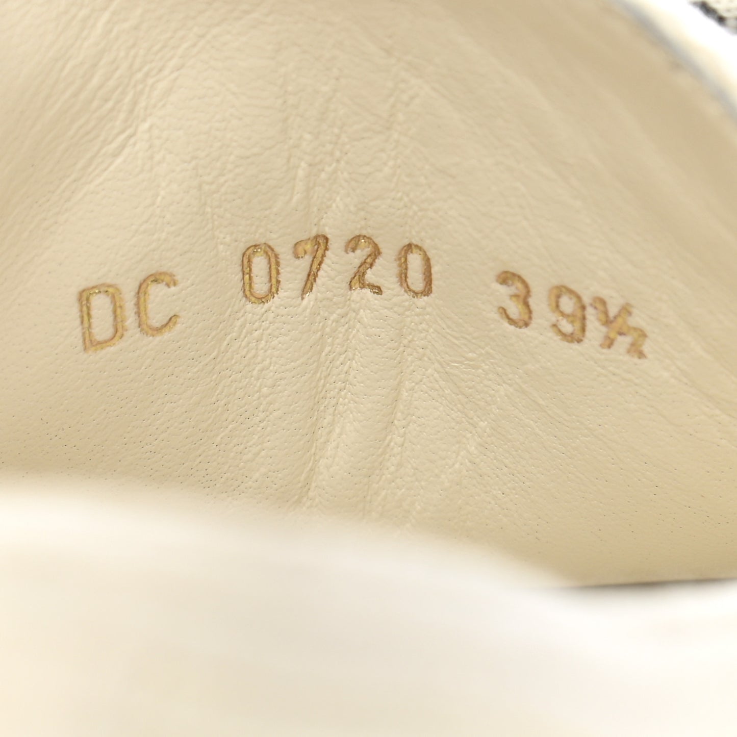 Canvas Walk 'N' Dior Low Top Sneakers 39.5 Milk