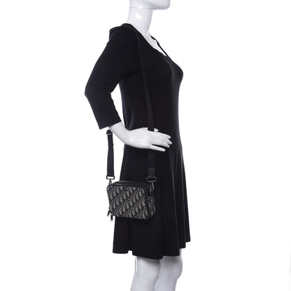 Christian Dior Oblique Pouch Navy Blue 2 of 10