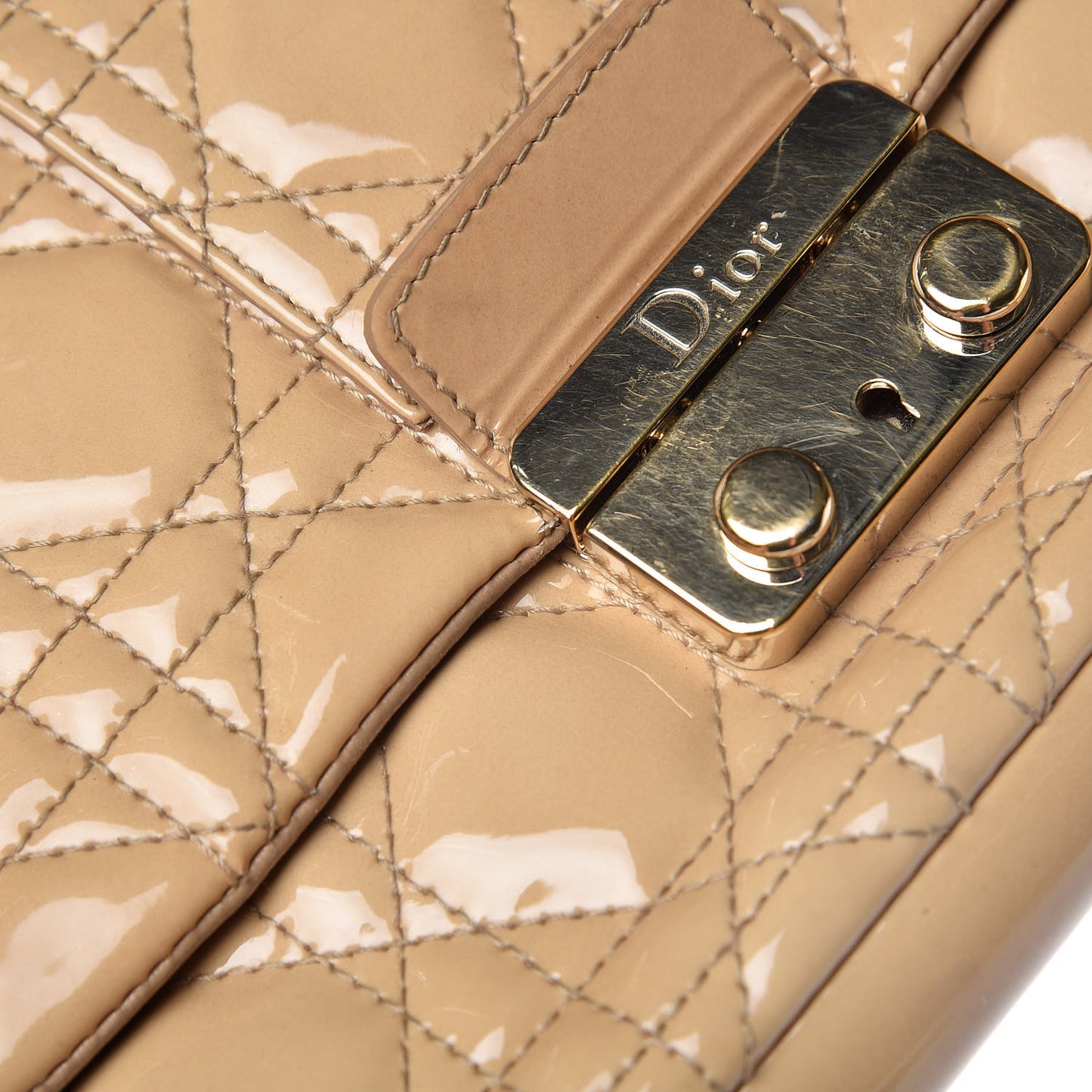 Patent Cannage New Lock Pouch Beige