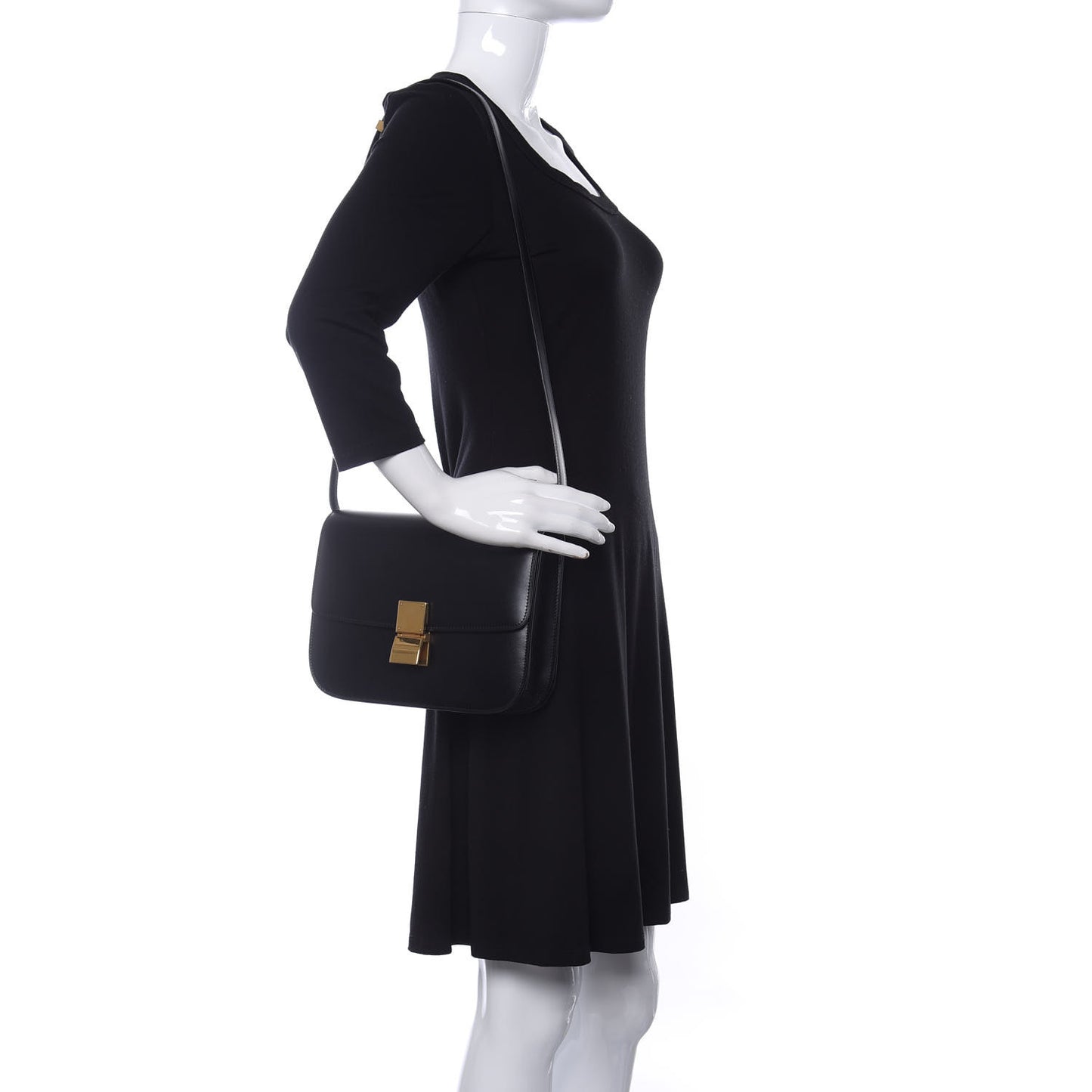Box Calfskin Medium Classic Box Flap Bag Black