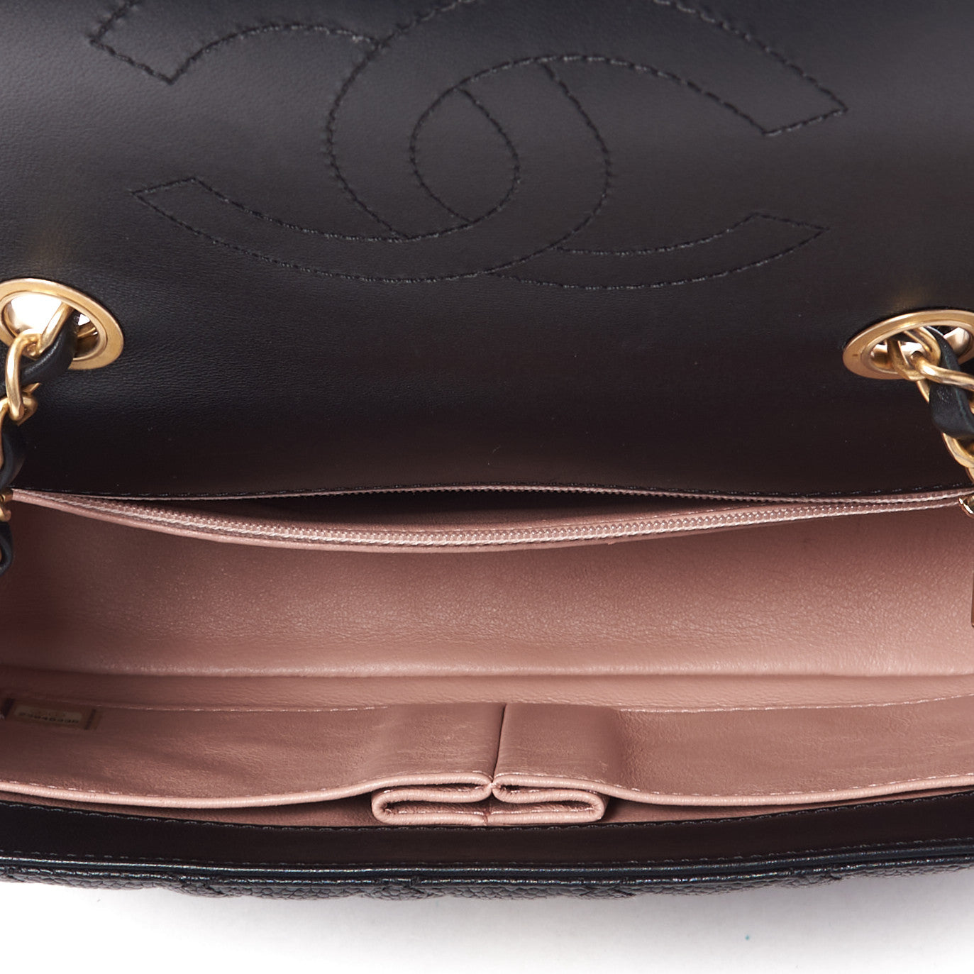 Caviar Quilted Medium CC Filigree Flap Black