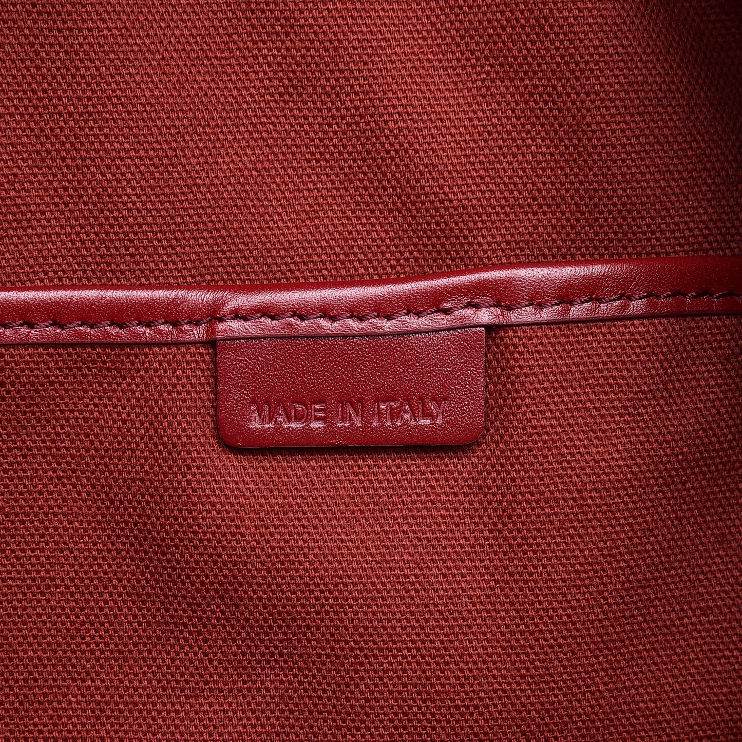 Haymarket Check Medium Salisbury Tote Military Red