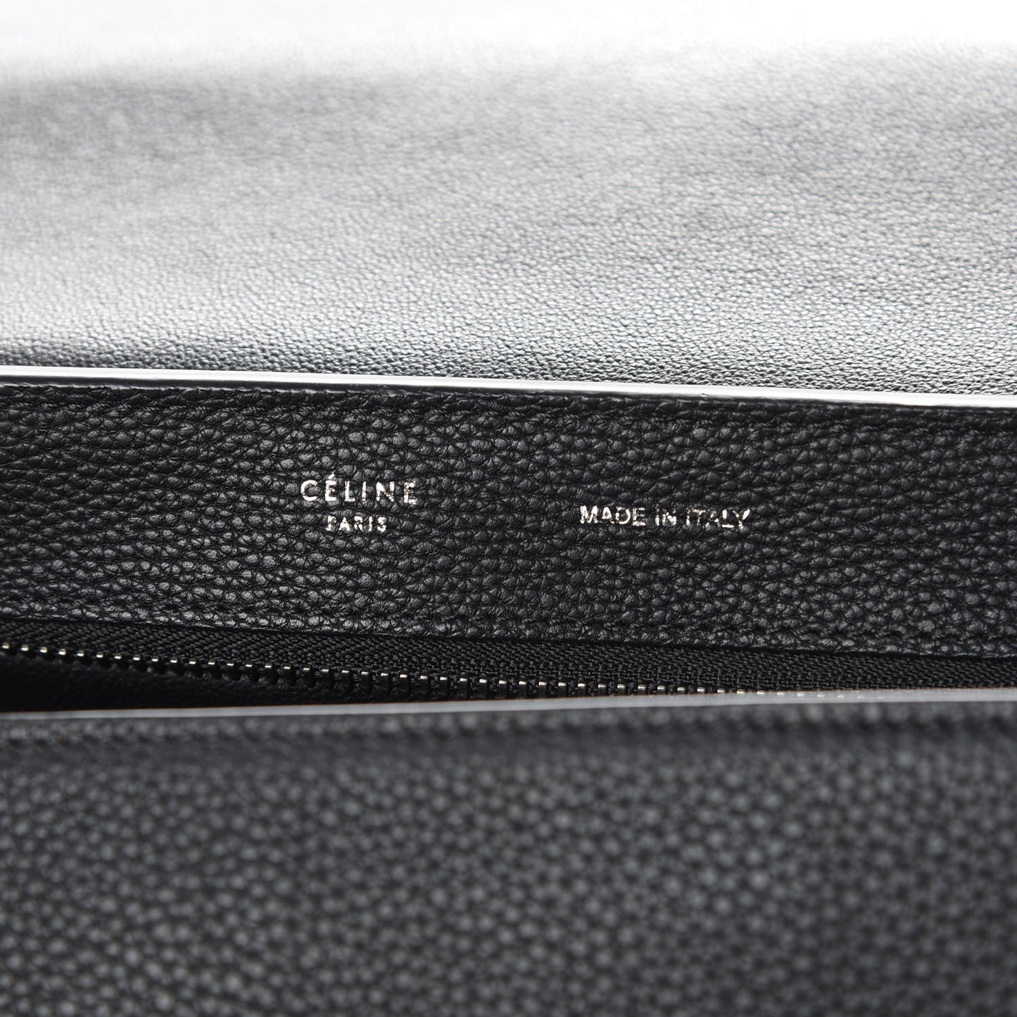 Drummed Calfskin Suede Medium Trapeze Black