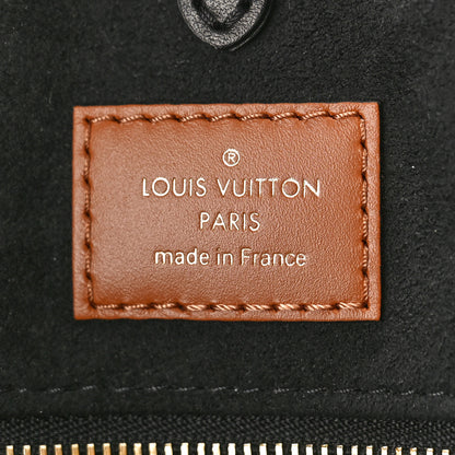 Louis Vuitton Empreinte Monogram Giant Wild At Heart Onthego MM Black 6 of 8