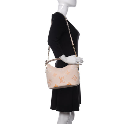 Louis Vuitton Empreinte Monogram Giant By The Pool Marshmallow Hobo Cream Saffron 2 of 8