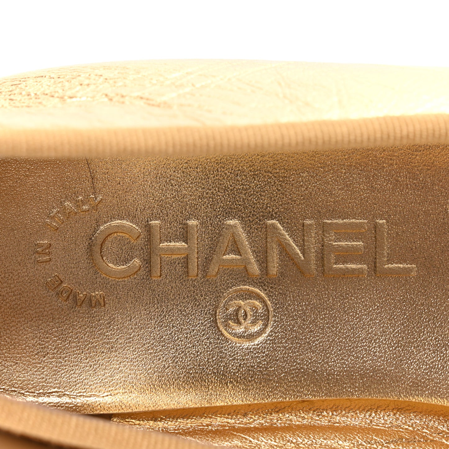 Laminated Crumpled Lambskin Grosgrain Cap Toe CC Ballerina Flats 39 Gold Black