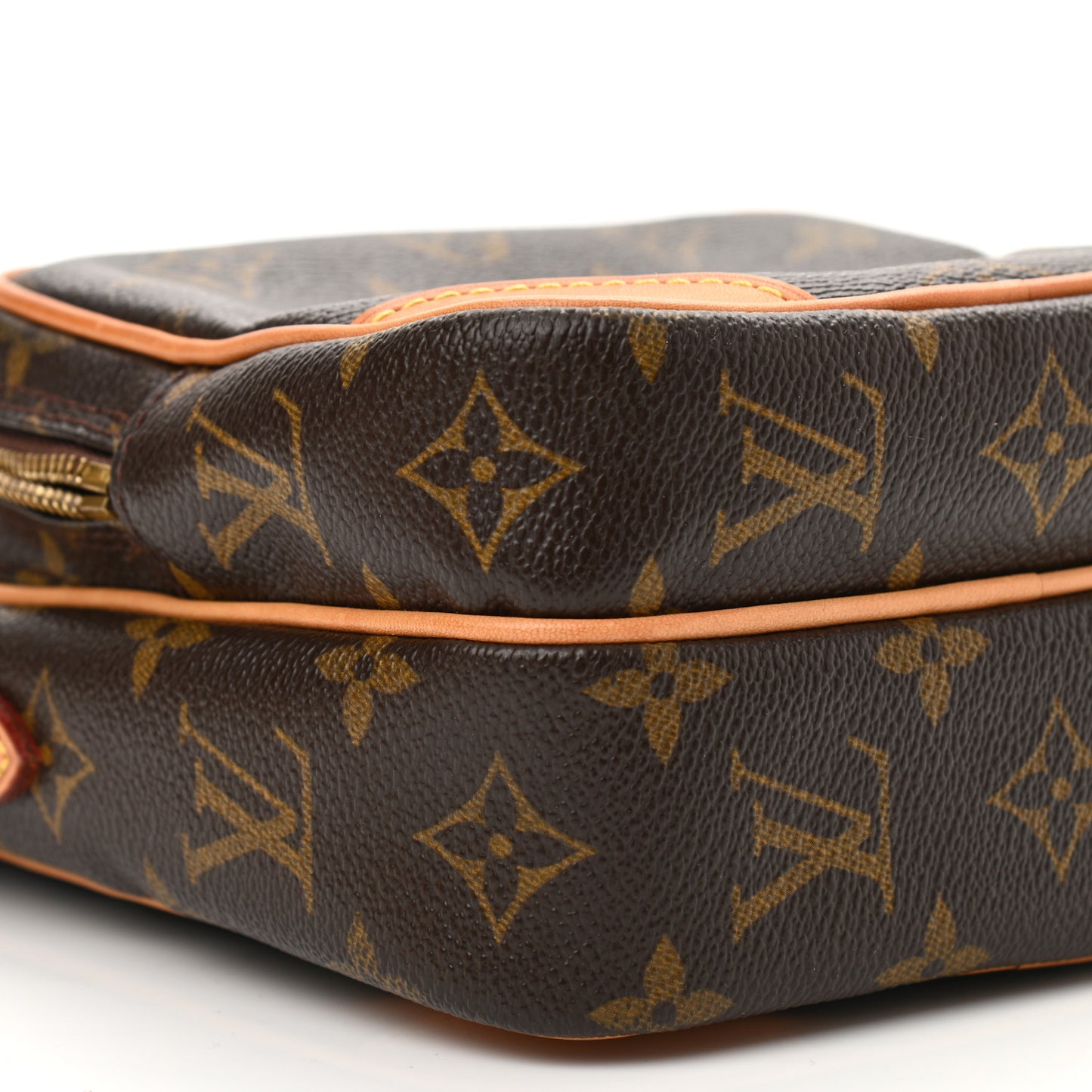 Monogram Amazone