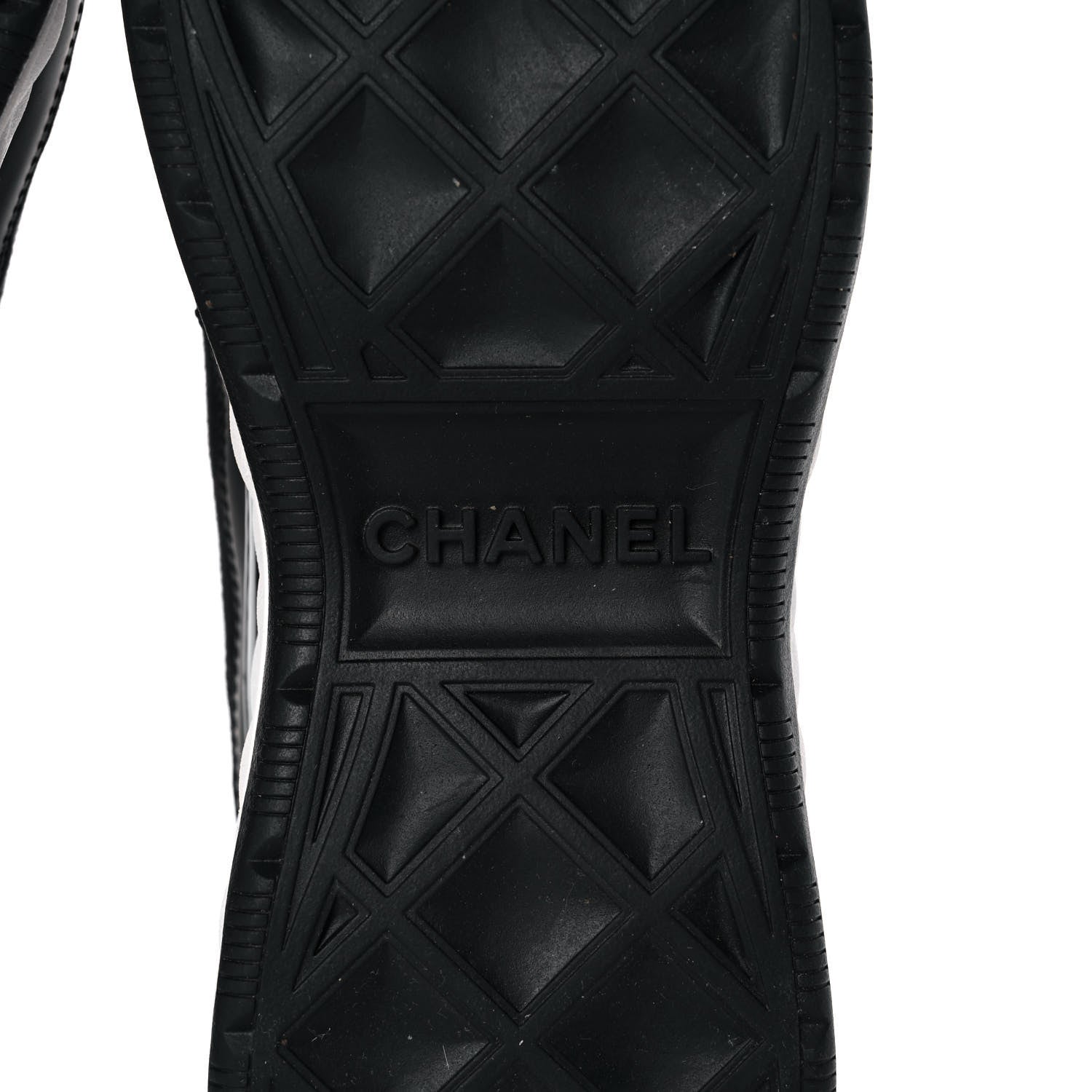 Chanel Velvet Calfskin Mixed Fibers CC Sneakers 38 Black 6 of 9