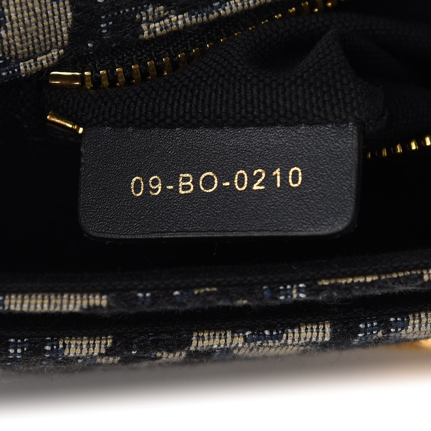 Oblique 30 Montaigne Chain Pouch Blue