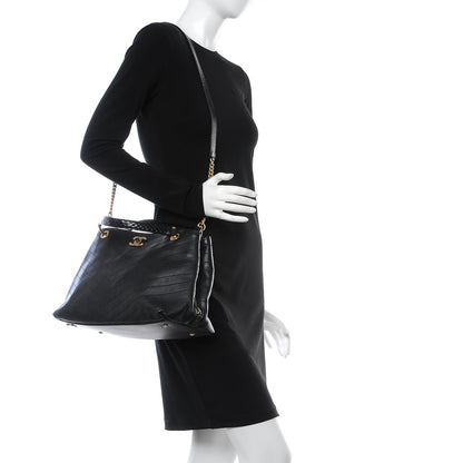 Chanel Calfskin Elaphe Stitched Large Chevron Chic Shopping Bag Black 2 of 8