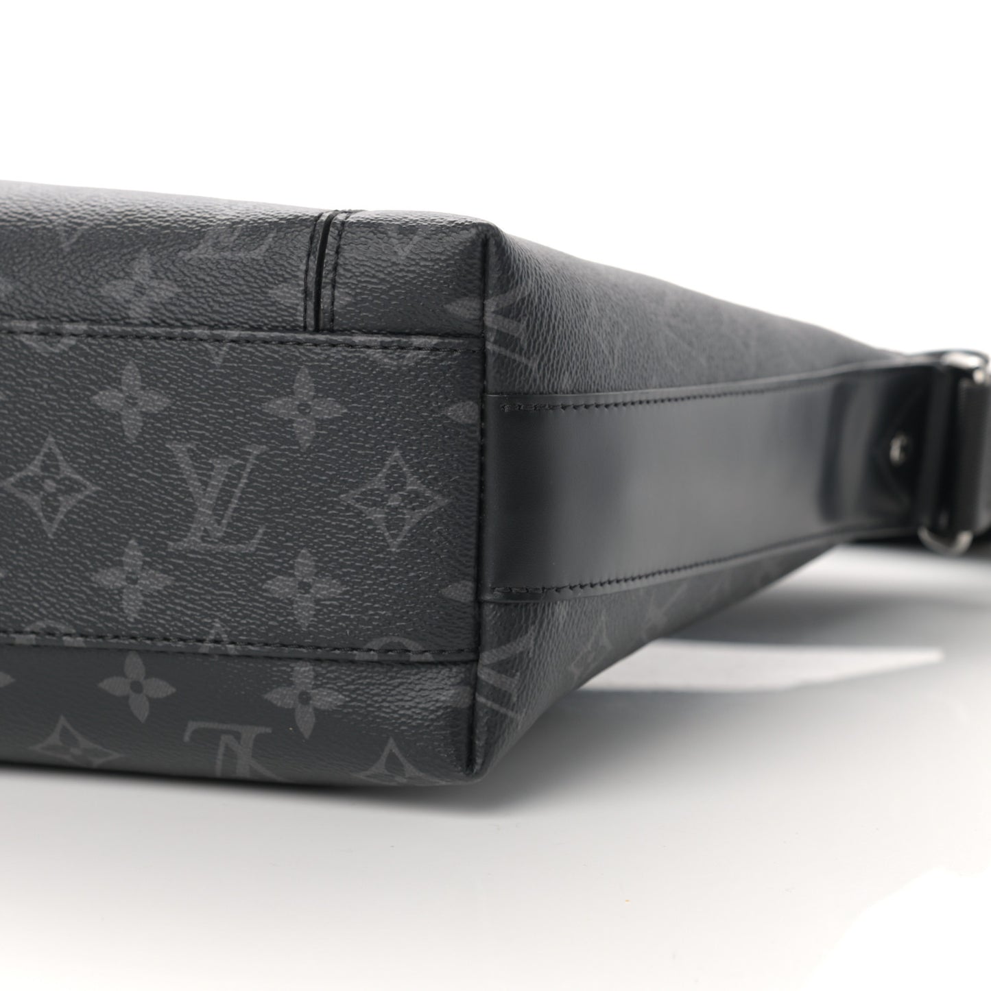 Monogram Eclipse Odyssey Messenger MM