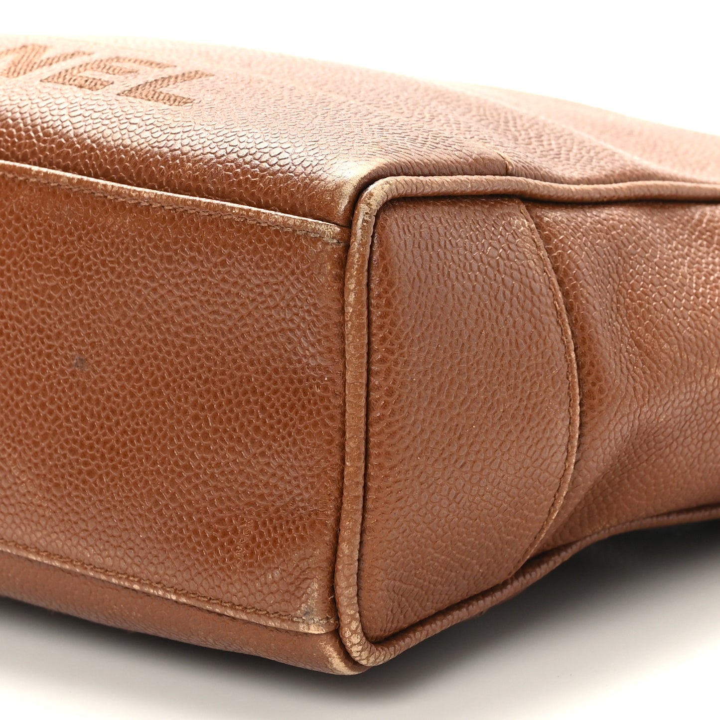 Caviar Shoulder Bag Brown