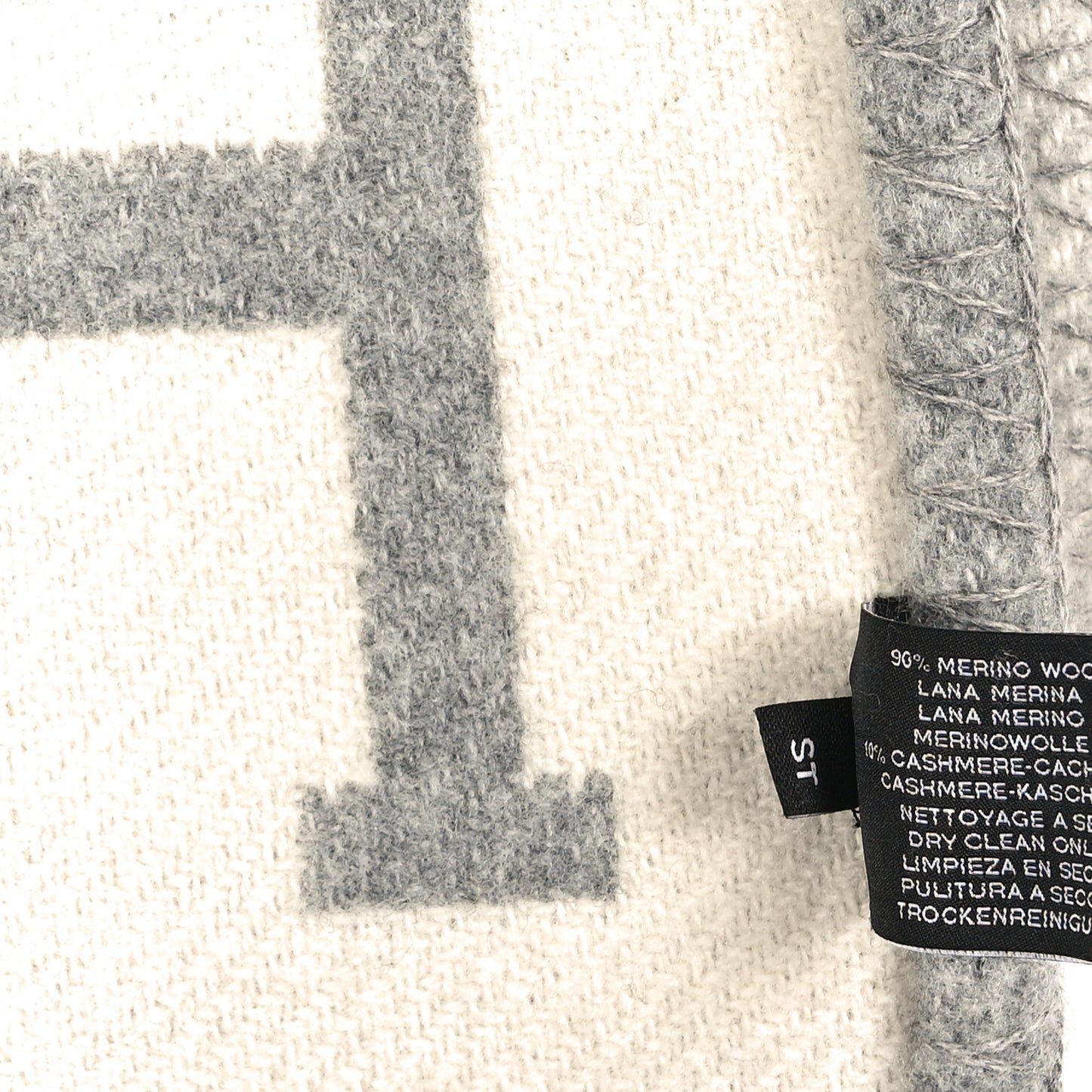 Wool Cashmere Avalon III Throw Blanket Ecru Gris Clair