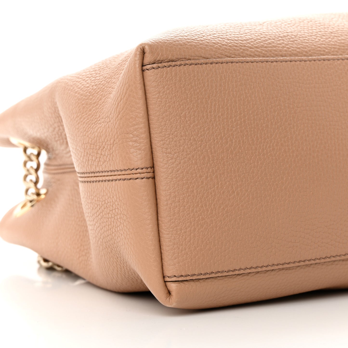 Pebbled Calfskin Medium Soho Chain Shoulder Bag Camelia