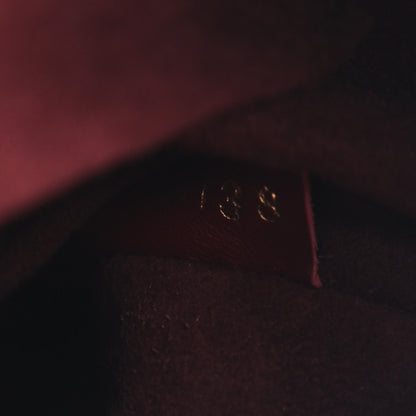 Louis Vuitton Monogram Venus Raisin 8 of 13