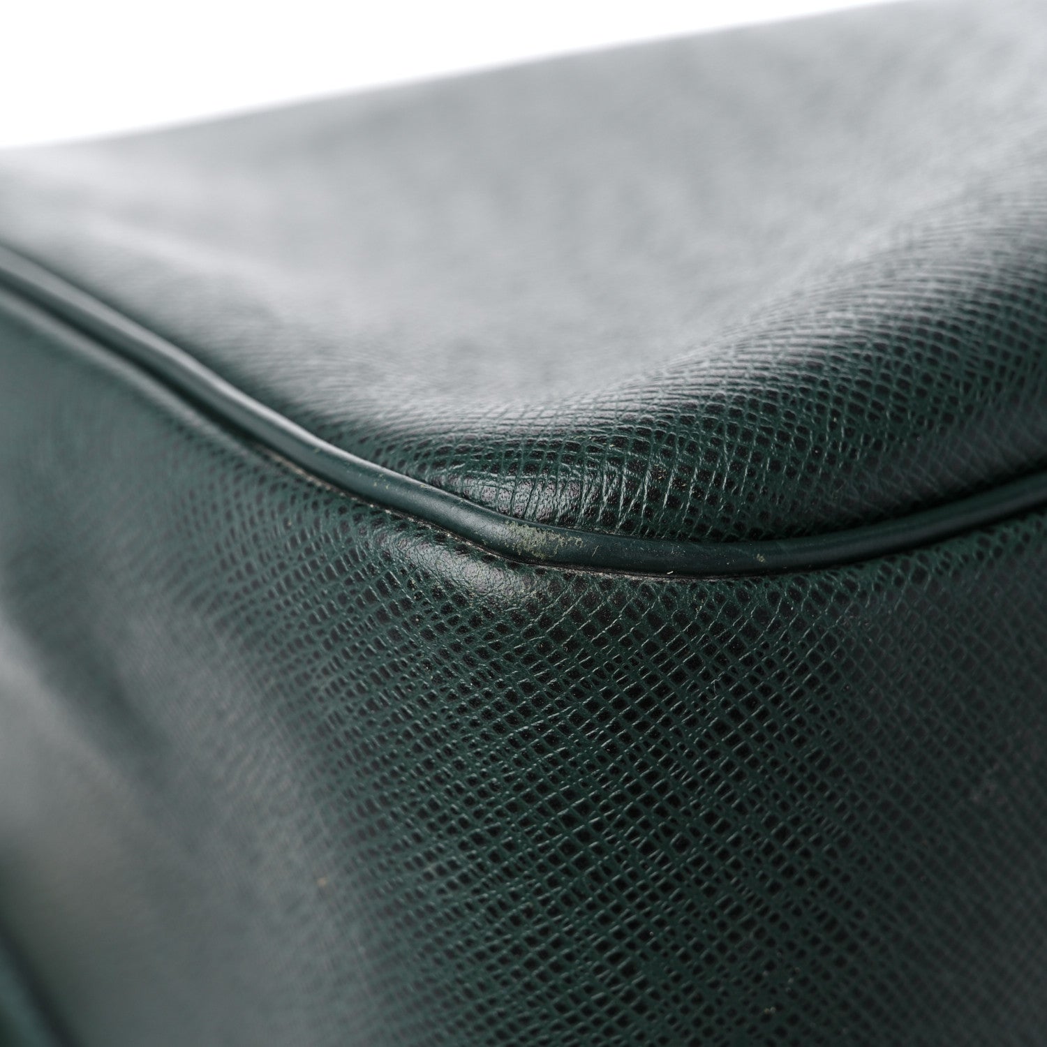 Louis Vuitton Taiga Kendall GM Epicea 7 of 15