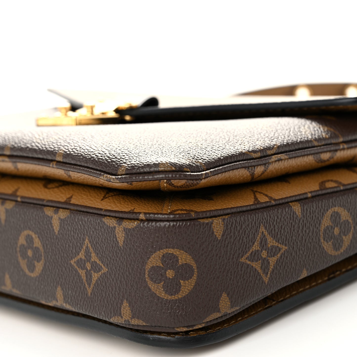 Reverse Monogram Pochette Metis