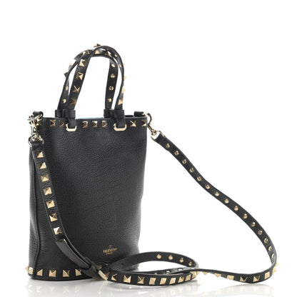 Valentino Garavani Pebbled Calfskin Rockstud Bucket Bag Black 3 of 9