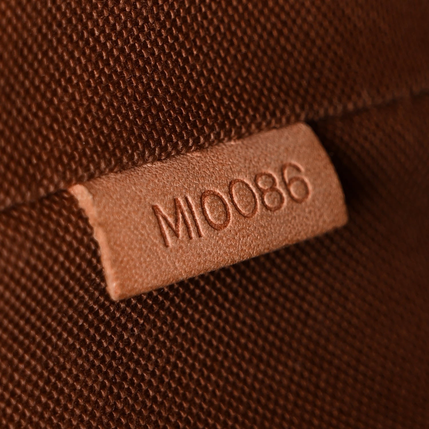 Louis Vuitton Monogram Bosphore PM Messenger 7 of 10