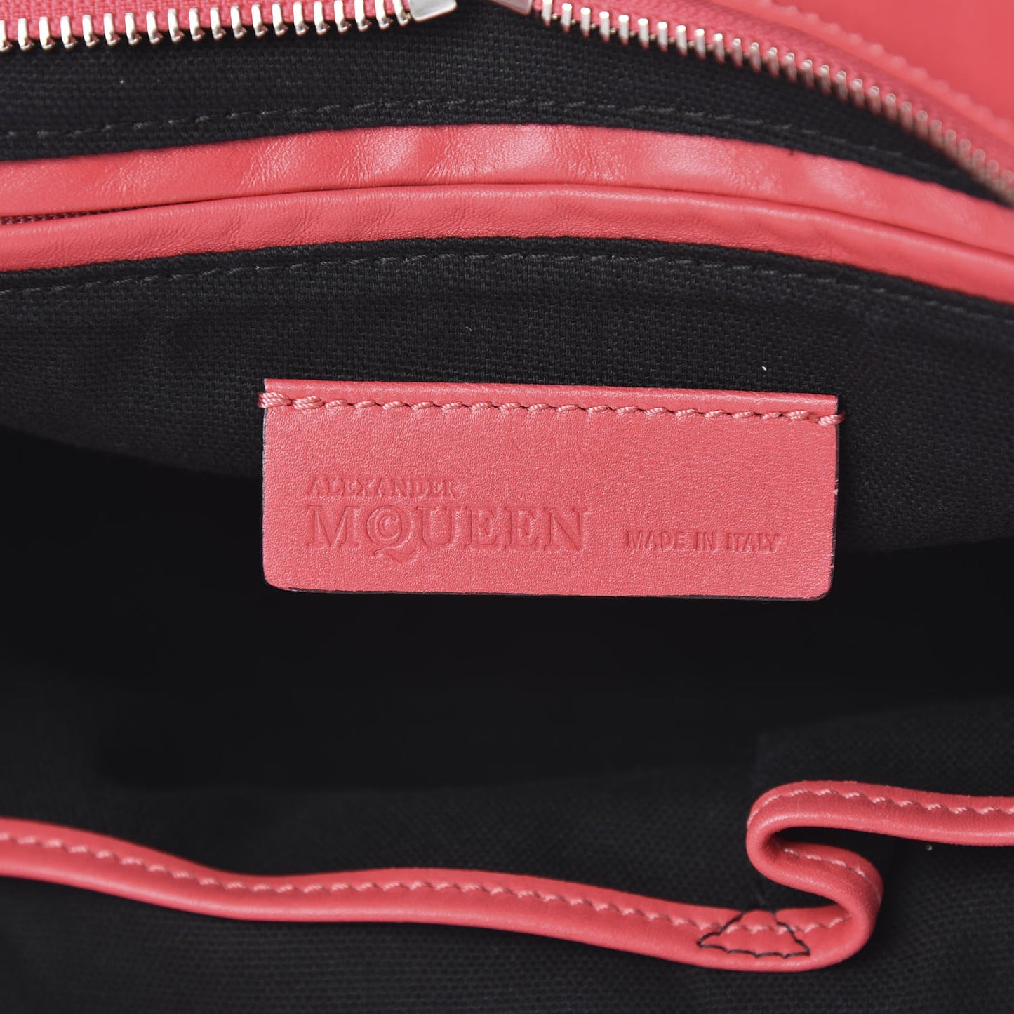 Pebbled Calfskin Large Skull Padlock Zip Around Tote Pink