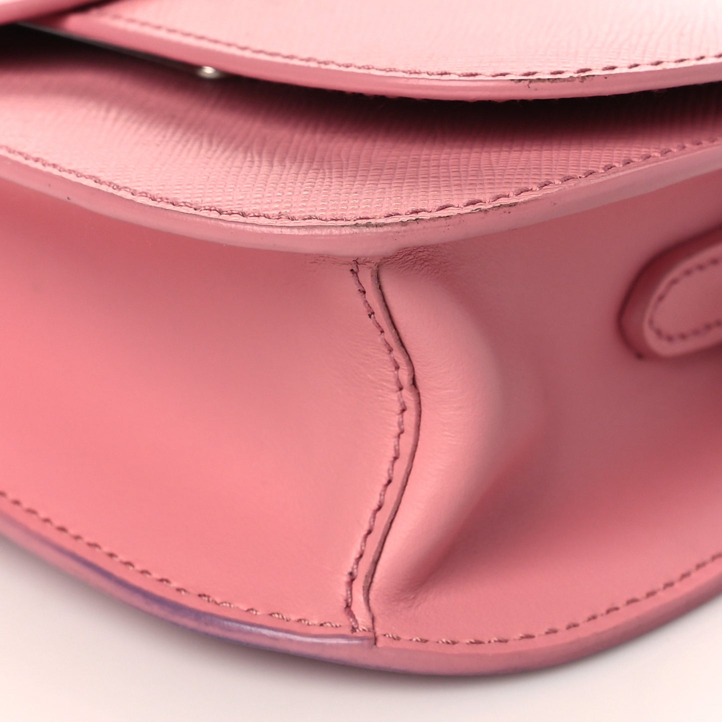 Saffiano Sidonie Small Chain Crossbody Bag Geranio
