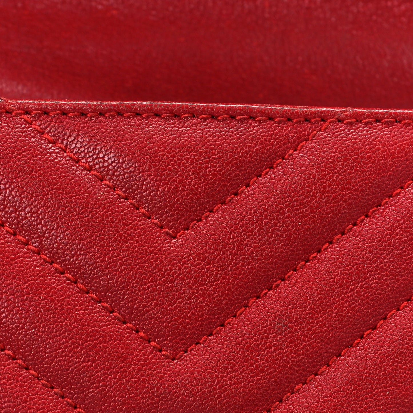Sheepskin Matelasse Chevron Monogram College Chain Wallet New Red