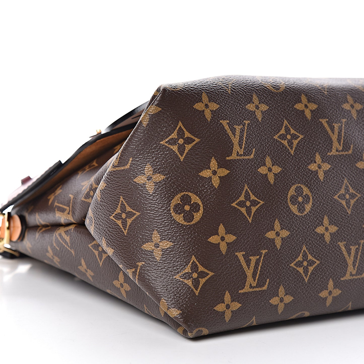 Monogram Beaubourg MM Safran Imperial