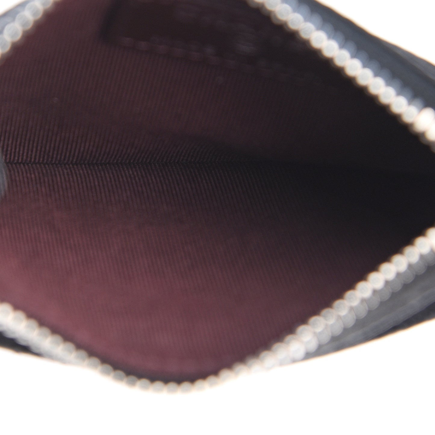 Caviar Quilted CC Zip Card Holder Black