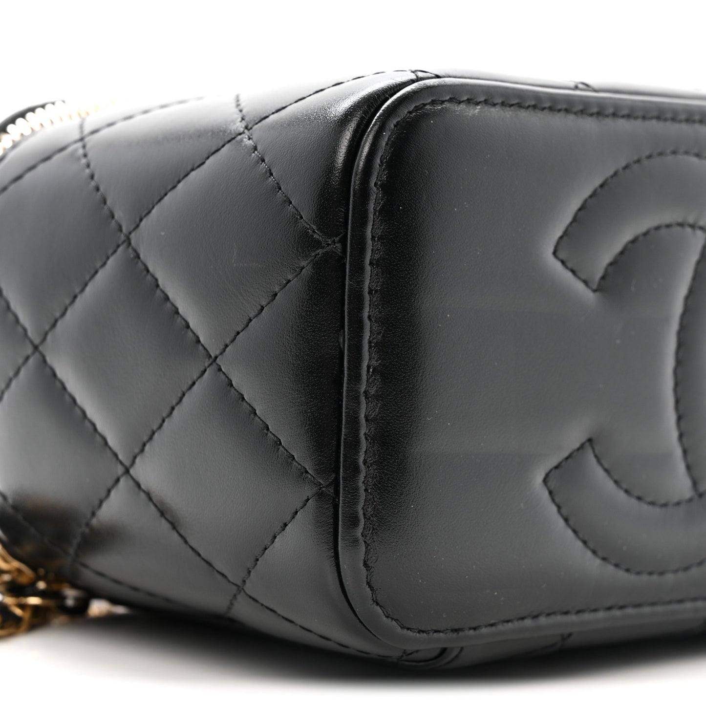 Calfskin Quilted Perfect Fit Vanity Case With Chain Black
