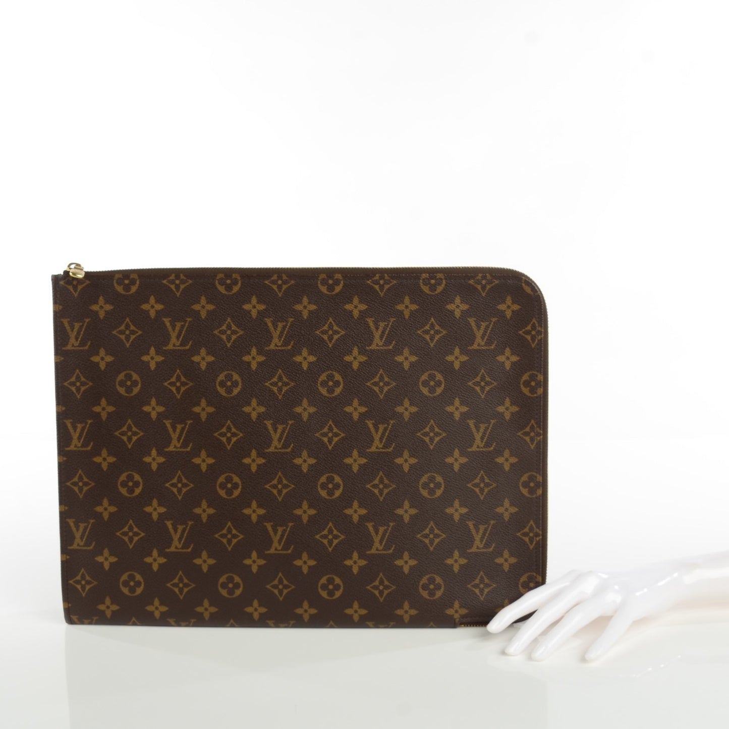 Monogram Poche Documents Portfolio Case 39