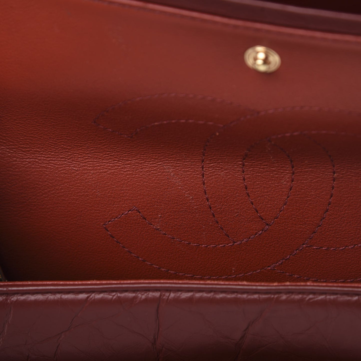 Aged Calfskin Chevron Quilted 2.55 Reissue 225 Flap Red