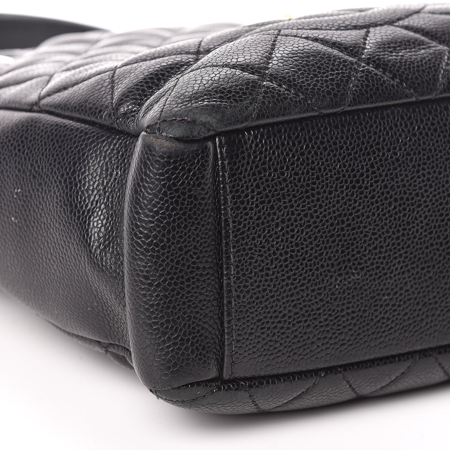 Caviar Quilted Petit Shopping Tote PST Black
