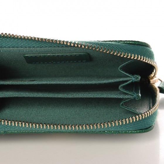 Metallic Caviar Quilted Zip Coin Purse Green
