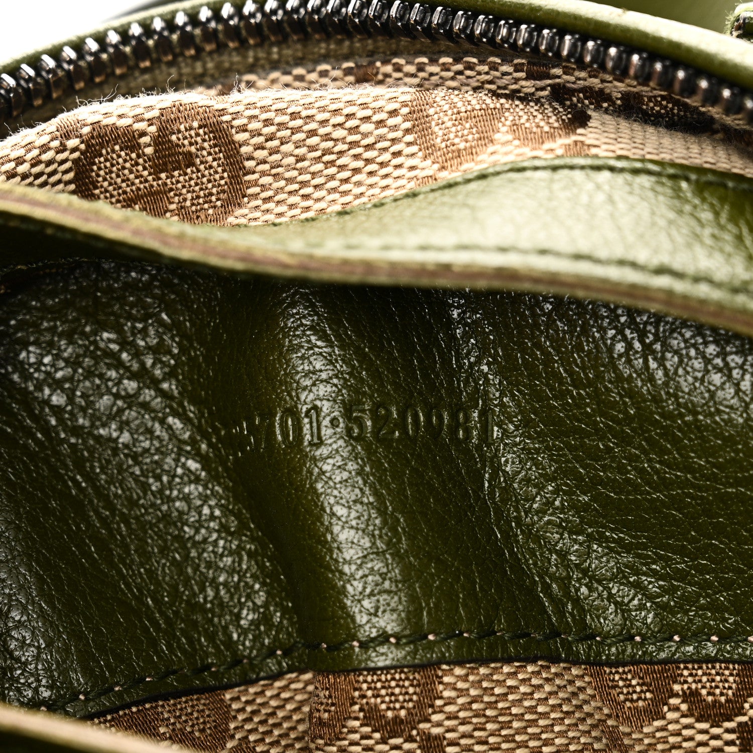 Gucci Piuma Lux Energy Monochrome Web Duffle Bag Green 7 of 10